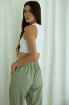 HOT SHOT BUTTON CROP TANK - Ecozini